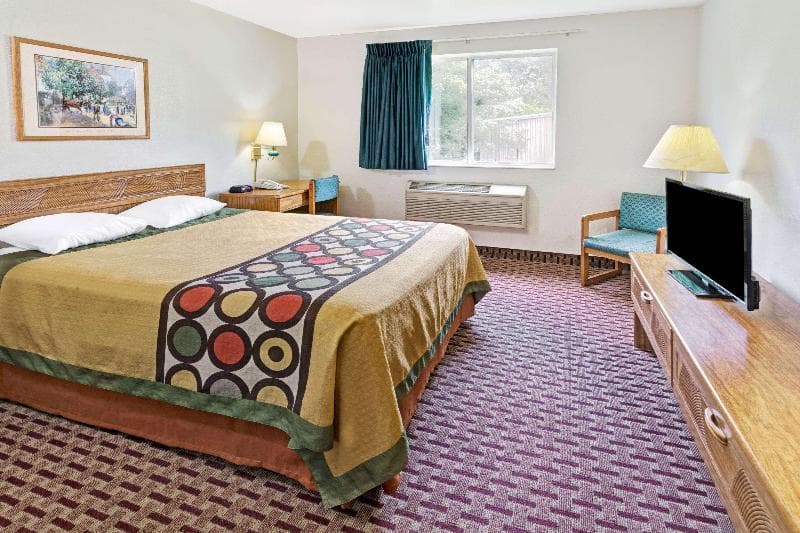Super 8 by Wyndham Canonsburg/Pittsburgh Area 2