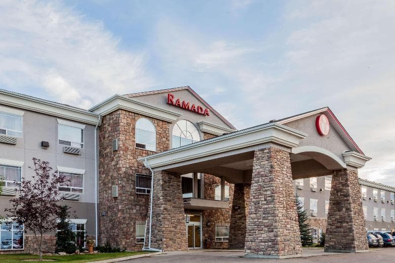 Ramada By Wyndham Westlock photo 1