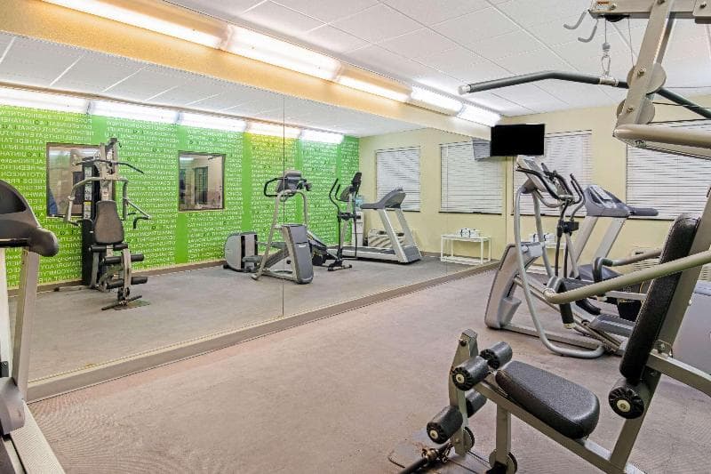 La Quinta Inn & Suites by Wyndham Woodward 2