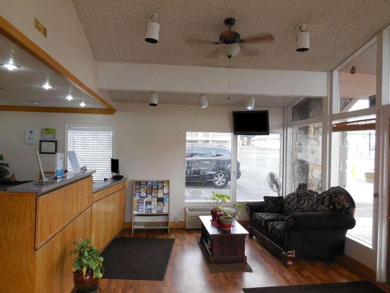 Econo Lodge Inn And Suites Winnemucca 5