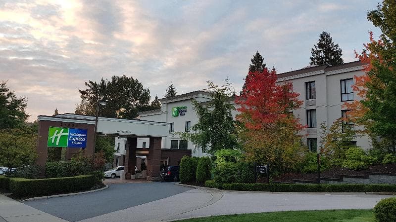 Holiday Inn Express & Suites Surrey photo 1