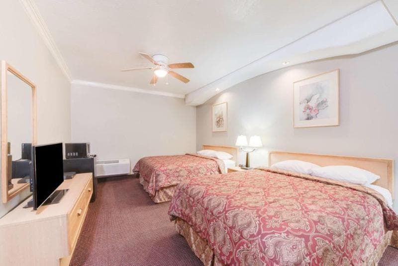 Knights Inn - Van Horn 5