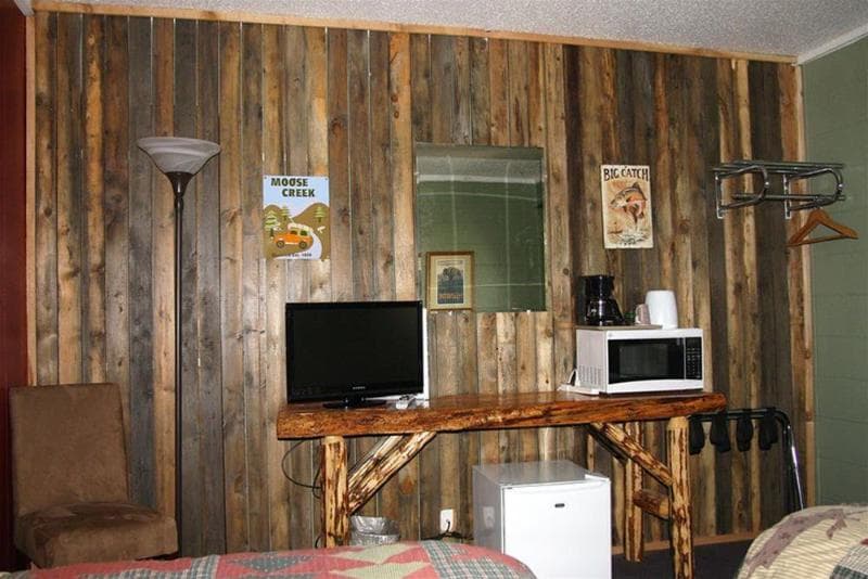 Moose Creek Inn 3