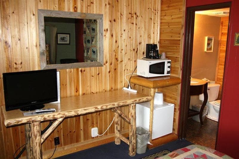 Moose Creek Inn 4
