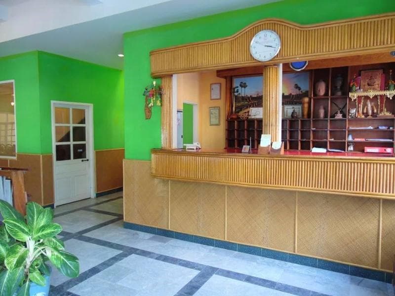 Day Inn photo 1