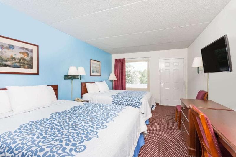 Days Inn Jonesville 5