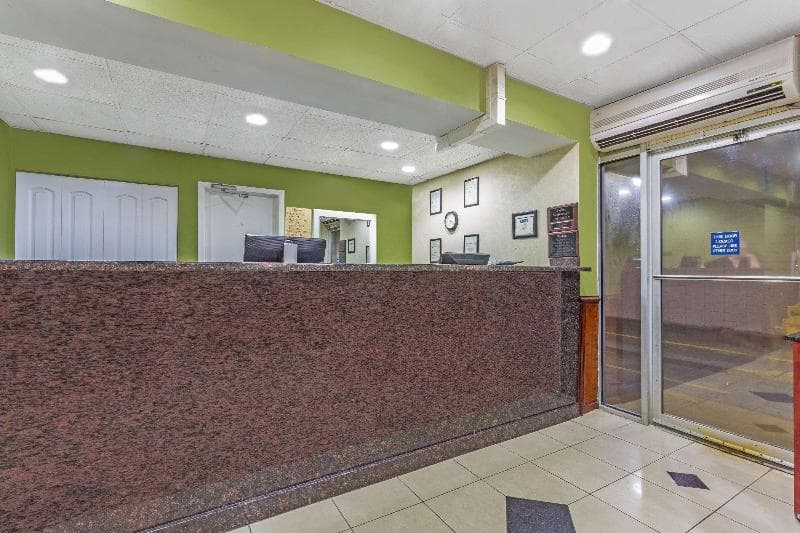Travelodge By Wyndham Suites Virginia Beach Oceanfront 3
