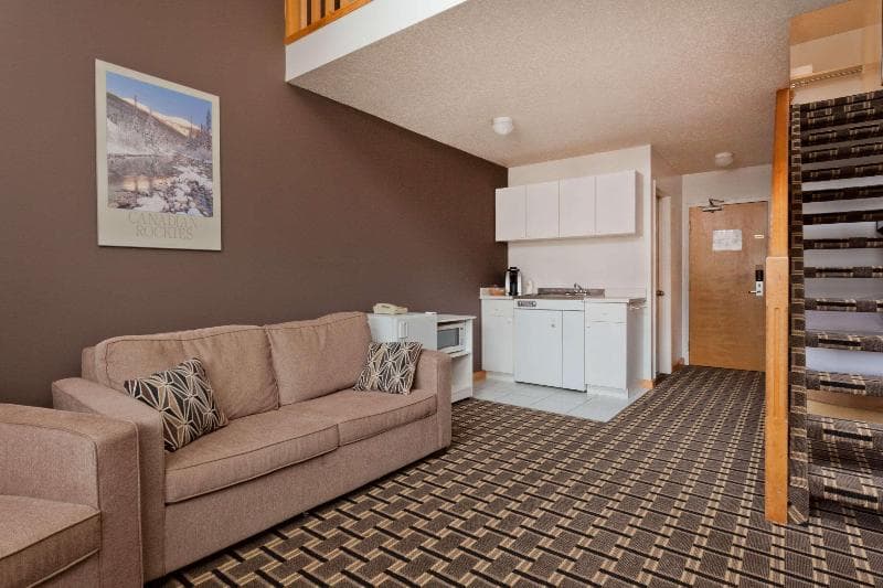 Super 8 by Wyndham Valemount 3