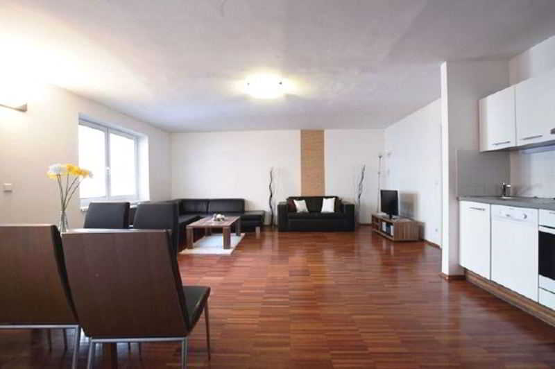 Royal Living Apartments 5