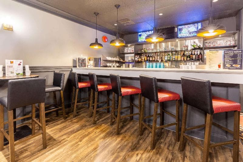 Ramada by Wyndham Coquitlam photo 1