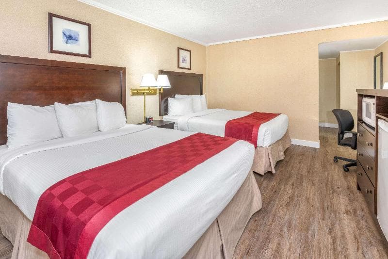 Ramada by Wyndham Coquitlam main