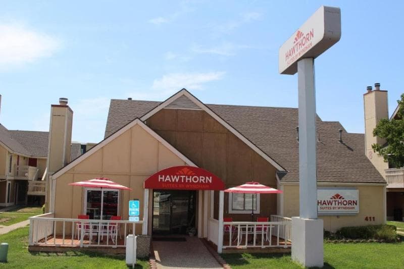 Hawthorn Suites by Wyndham Wichita East photo 1