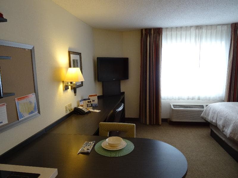 Sonesta Simply Suites Wichita Airport 3