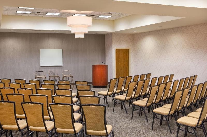 Springhill Suites Chesapeake Greenbrier photo 1