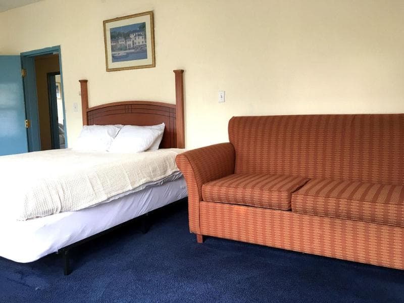 Belmar Inn 4
