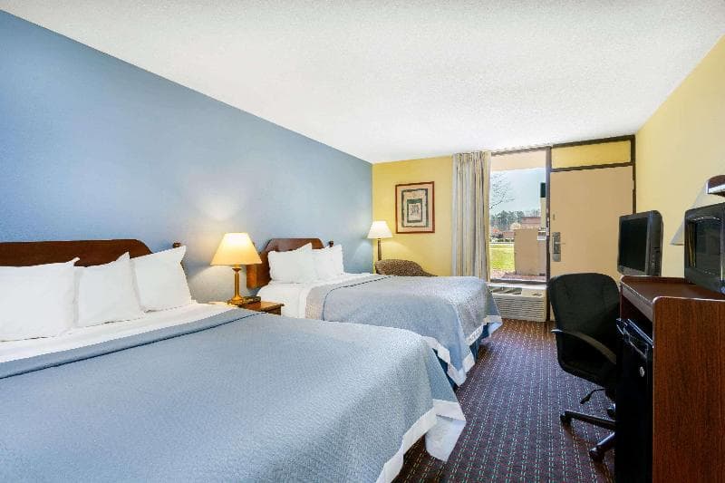Days Inn By Wyndham Mocksville 3