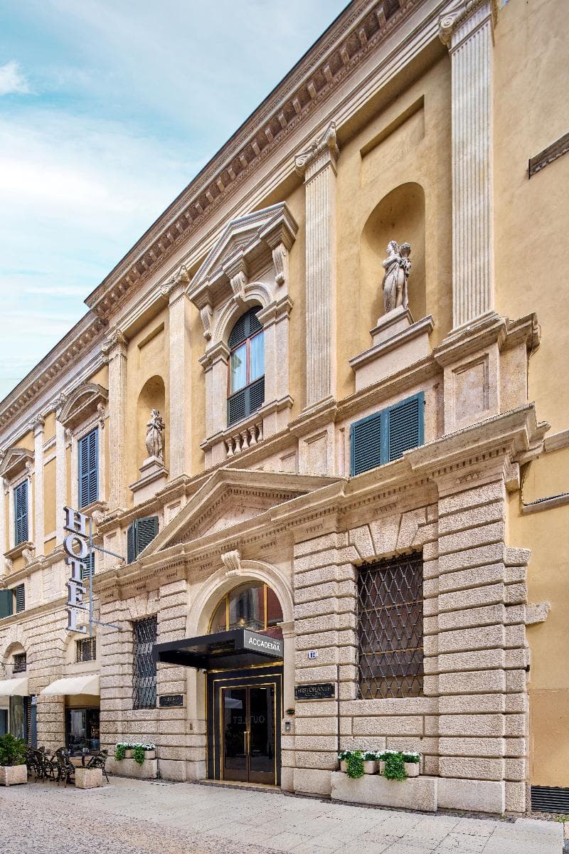 Accademia photo 1