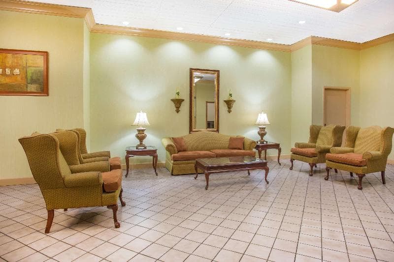 Ramada by Wyndham Wytheville 4