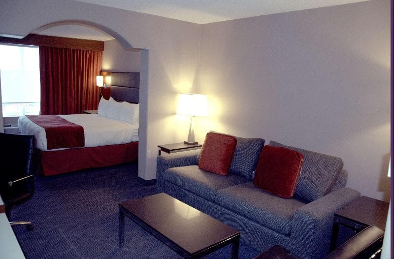 Radisson Hotel & Suites Fort Mcmurray 4