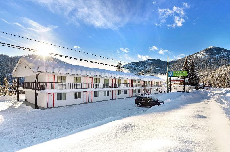 Surestay Hotel By Best Western Rossland Red Mountain 4