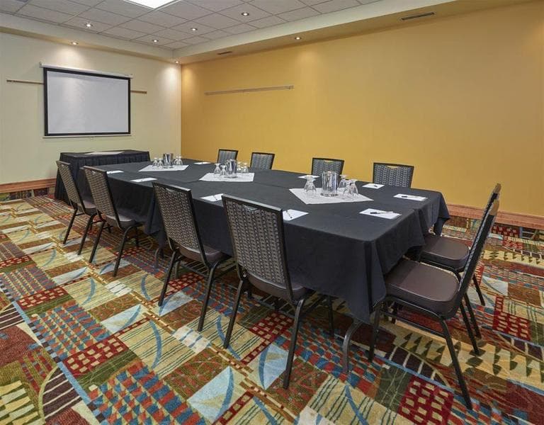 Bonnyville Neighbourhood Inn 3