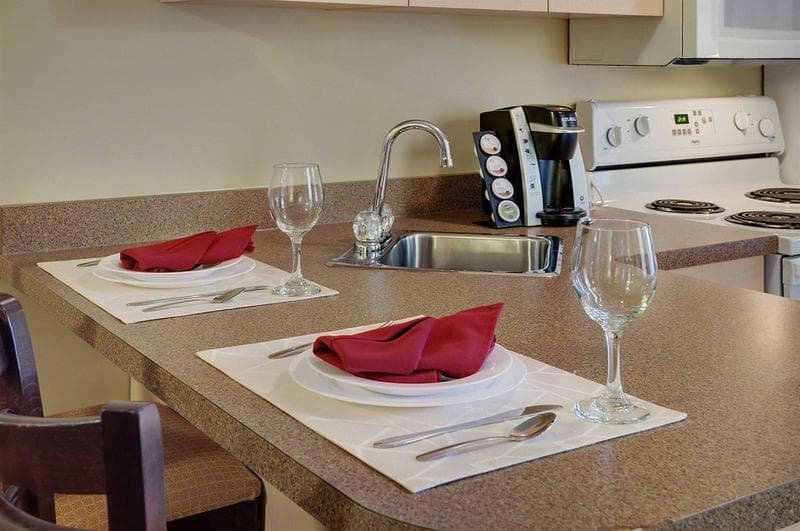 Pomeroy Inn & Suites Fort St John 5