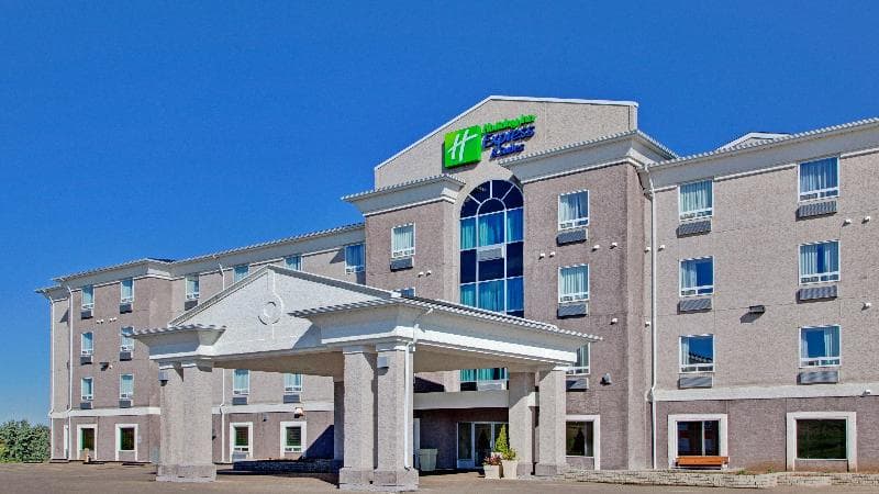 Holiday Inn Express & Suites Swift Current 5