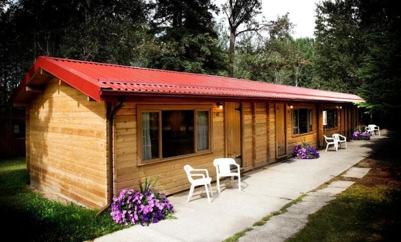 Miette Mountain Cabins main
