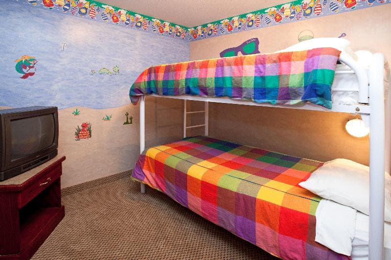 Holiday Inn & Suites Osoyoos photo 1
