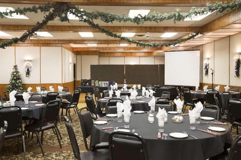 Days Inn By Wyndham Estevan photo 1