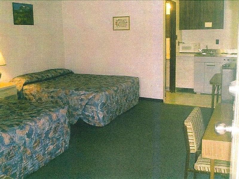Road Runner Motel photo 1