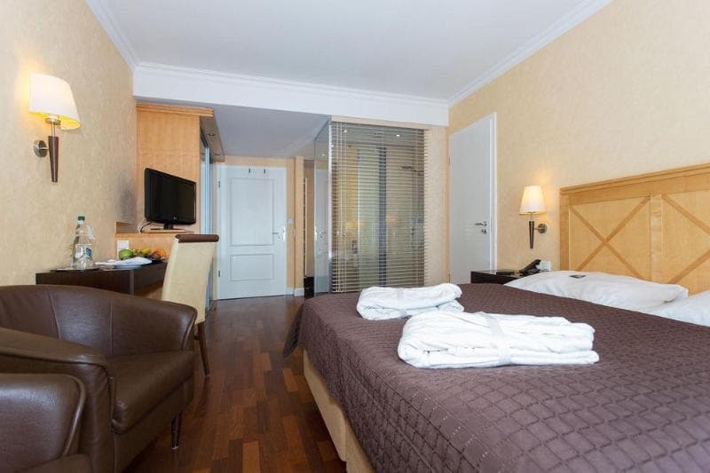 Hotel Vier Jahreszeiten Zingst main
