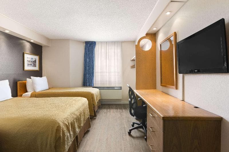 Spark by Hilton Brockville 4