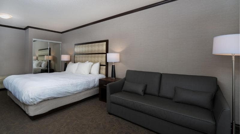 Prestige Vernon Hotel photo 1