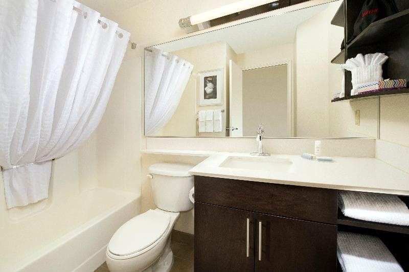 Candlewood Suites Richmond South 4
