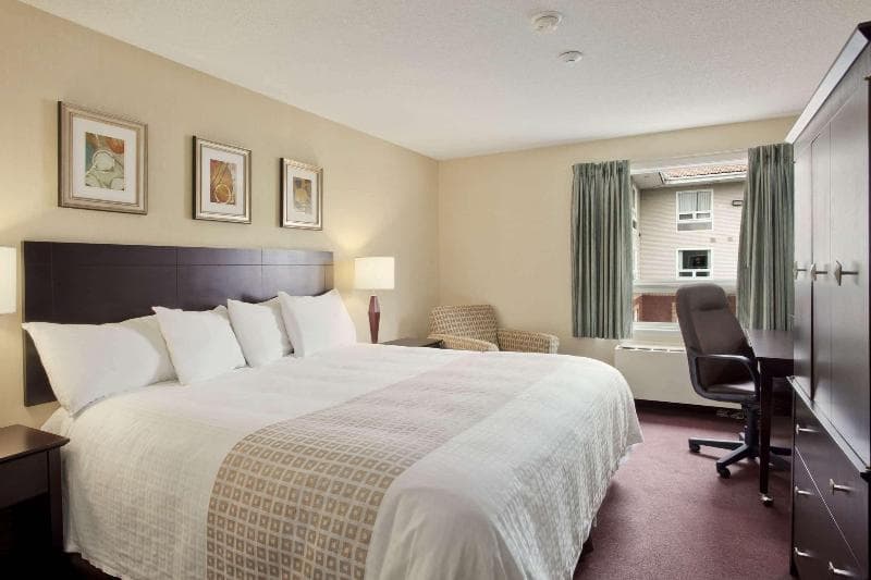 Travelodge Hotel by Wyndham Sudbury 4