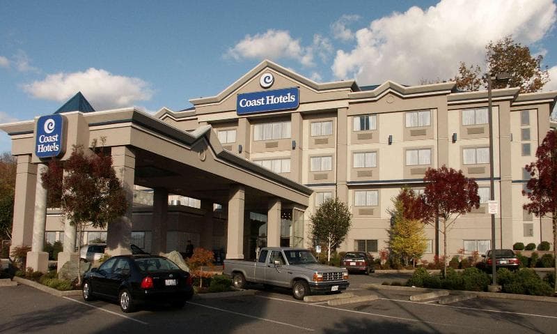 Coast Abbotsford Hotel & Suites 5
