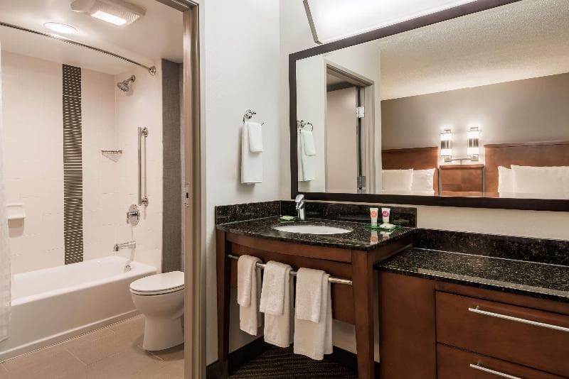 Hyatt Place Rogers/Bentonville 5
