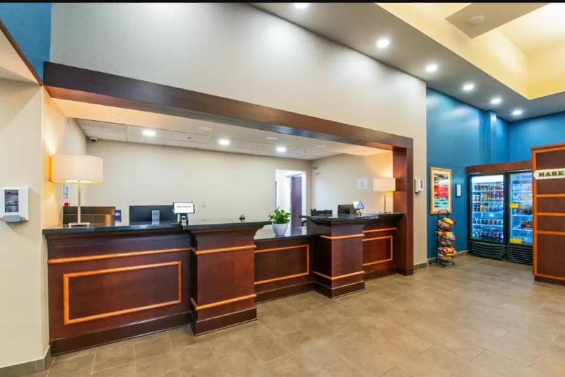 Holiday Inn Express & Suites Kincardine - Downtown 5