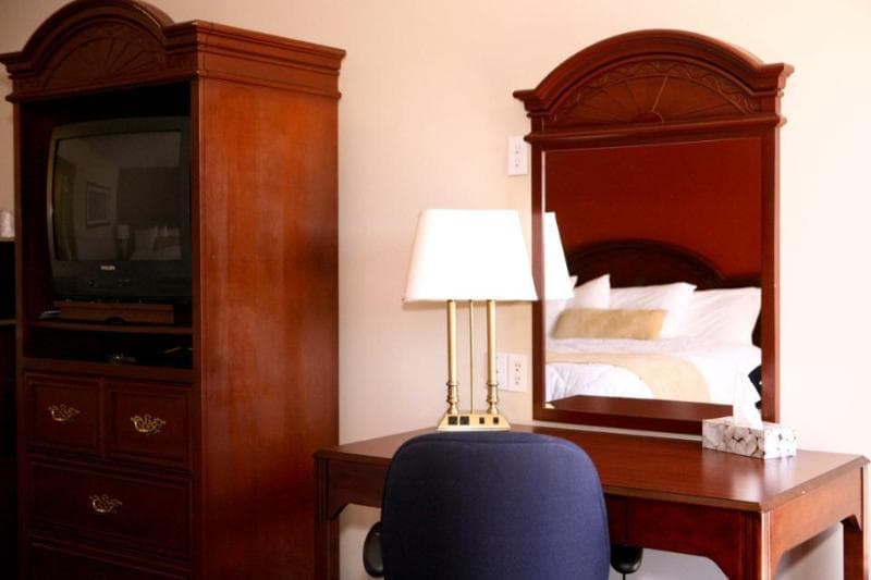 Saxony Motel 5