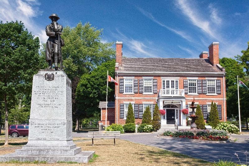 Ramada By Wyndham Gananoque Provincial Inn 5