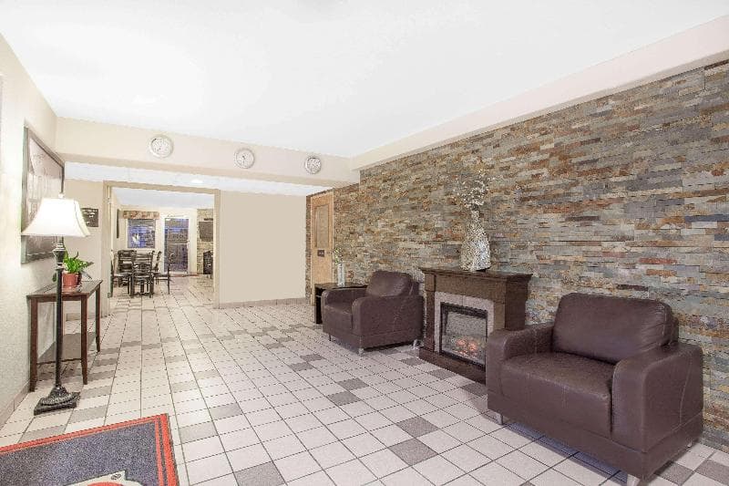 Ramada by Wyndham Cranbrook 4