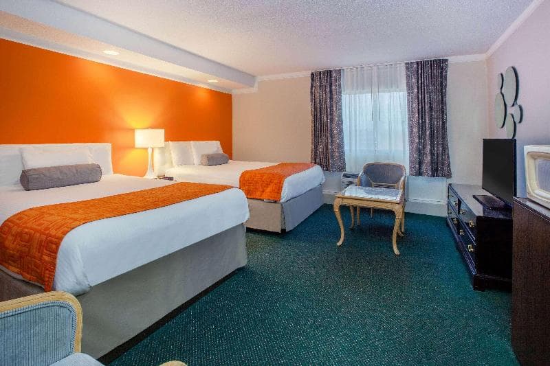 Surestay Plus By Best Western Windsor 3