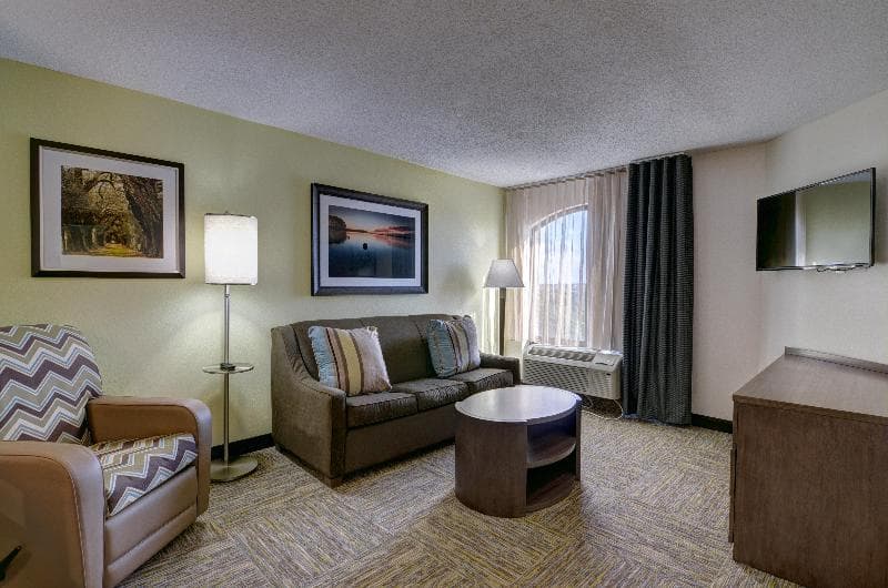 Candlewood Suites Richmond West Broad 4