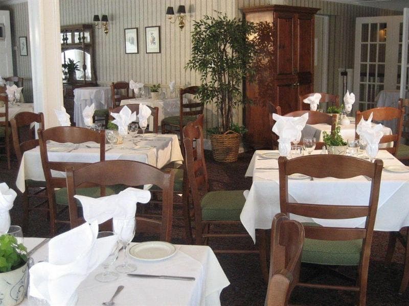 Gananoque Inn & Spa 3