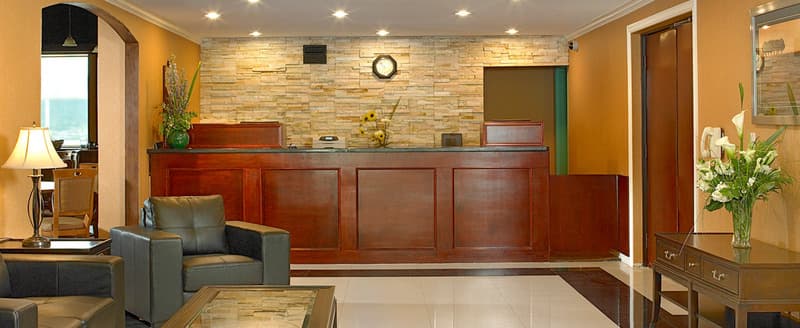 Coast Fraser Inn 3