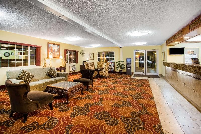 Days Inn by Wyndham Yakima 2