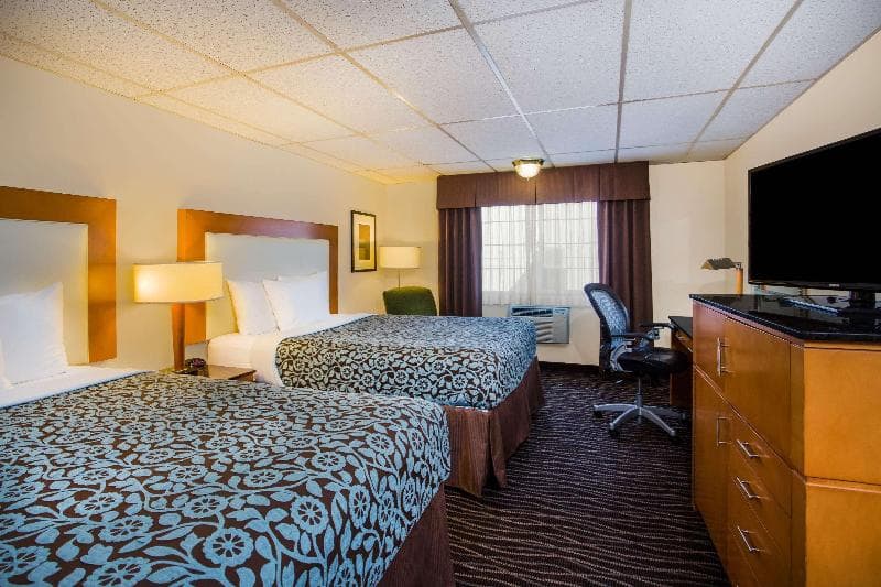 Days Inn by Wyndham Yakima 4