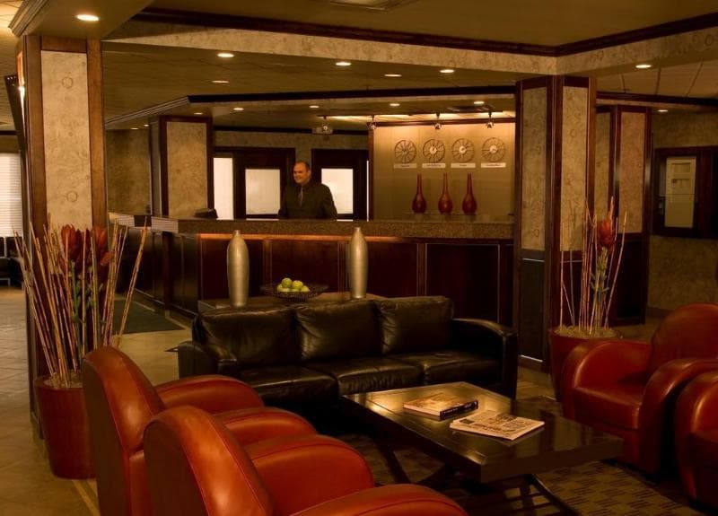 Nomad Hotel & Suites 4