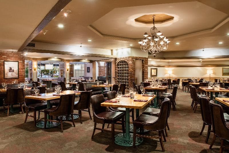Cambridge Red Deer Hotel & Conference Centre 2